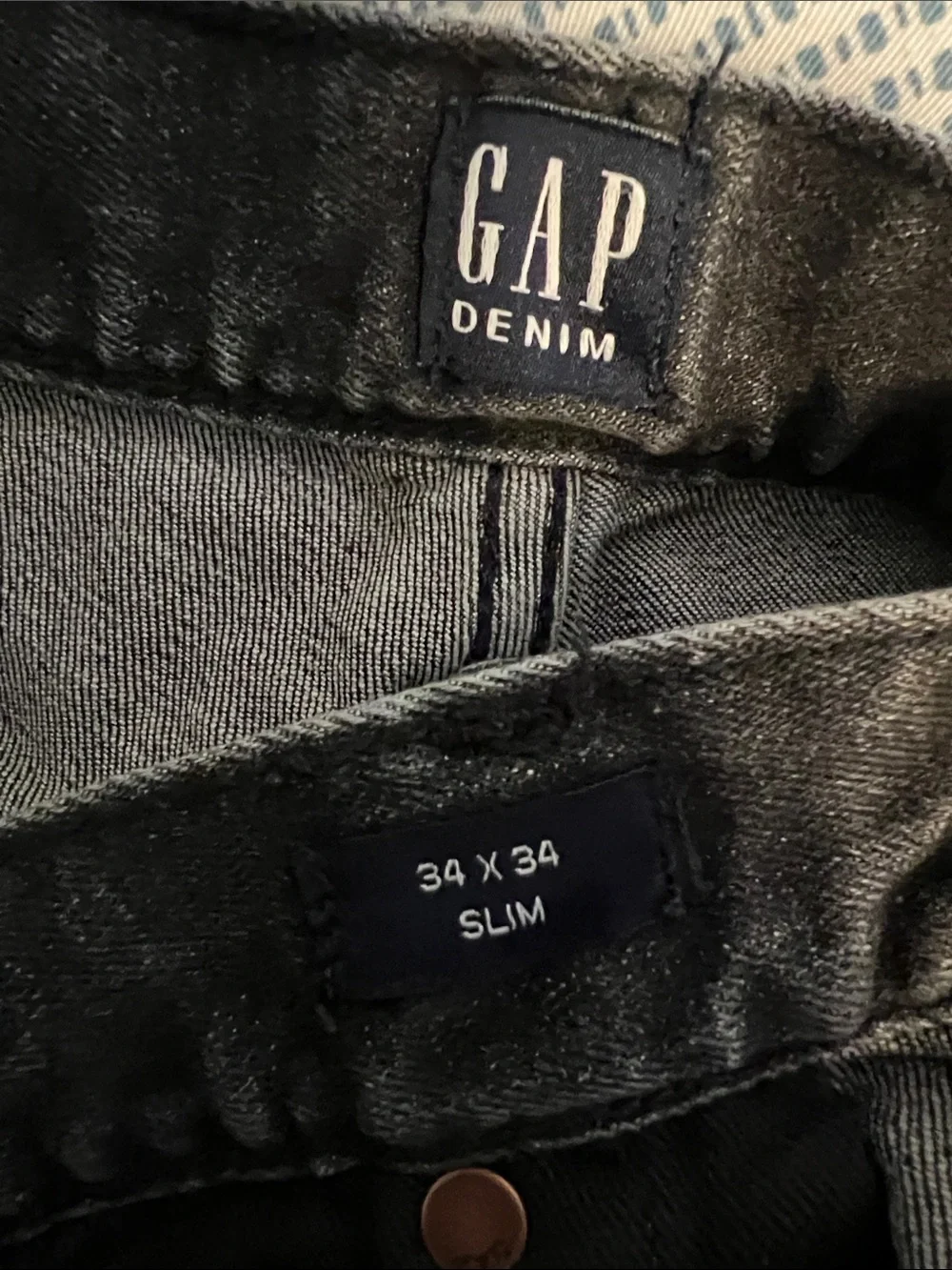GAP Men's Slim Faded Black Jeans 34x34
